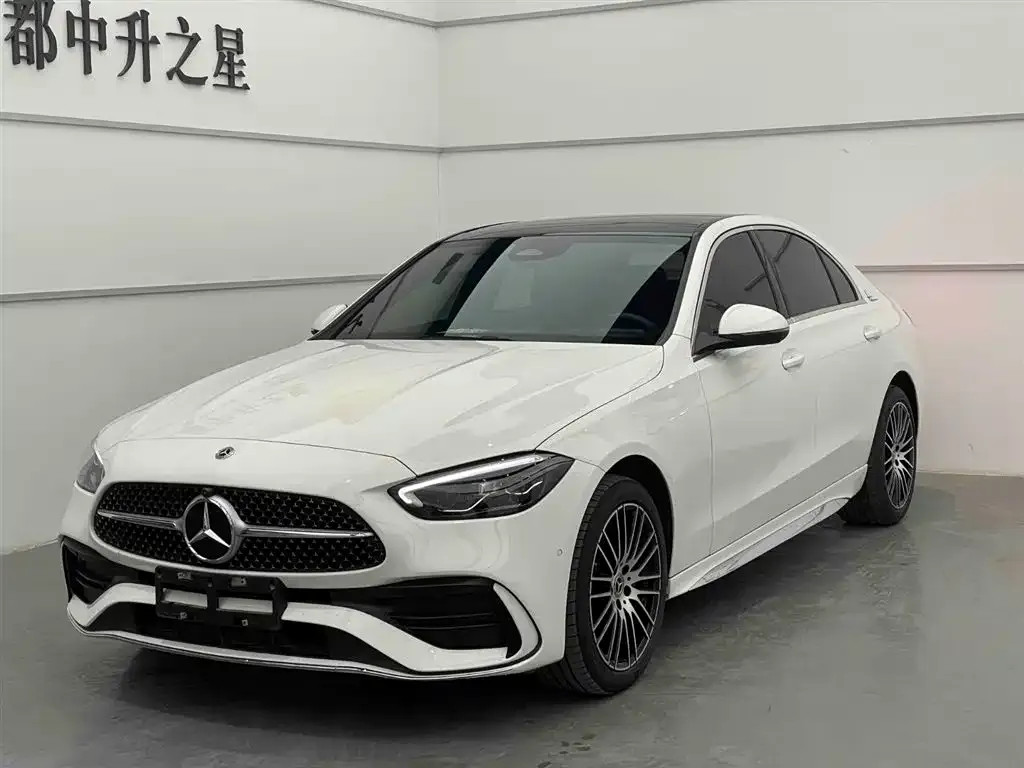 Mercedes-Benz C-Class — фото 1
