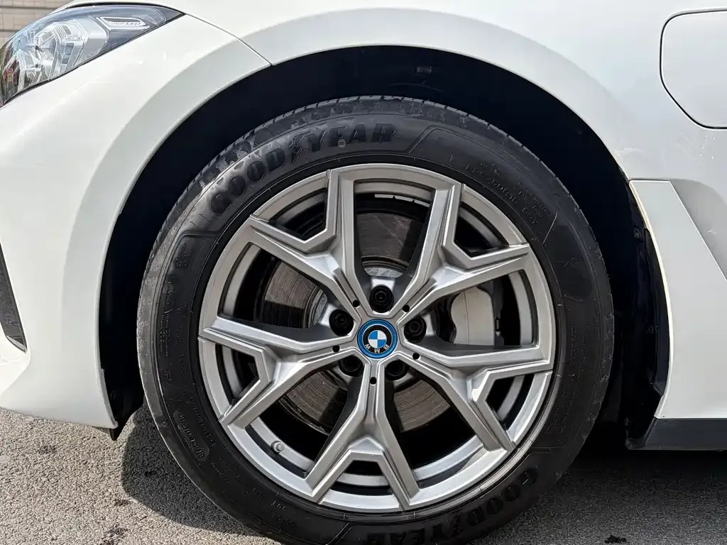 BMW i3 — фото 10