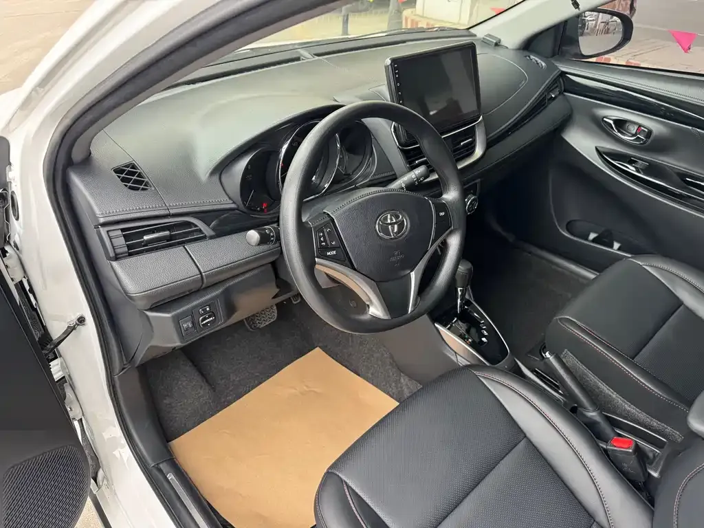 Toyota Yaris L 2023 из CN, фото 7