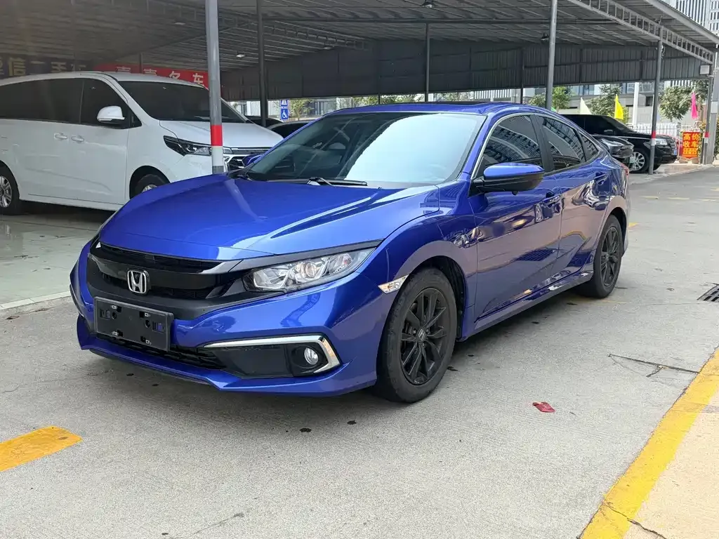 Honda Civic — фото 1