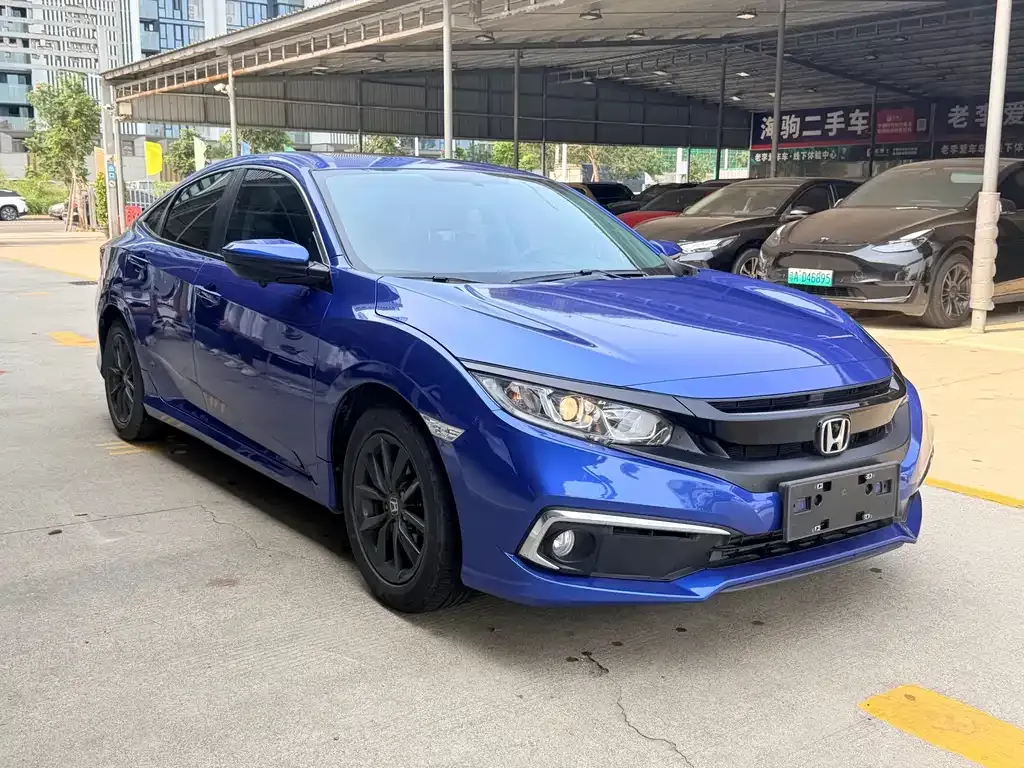 Honda Civic — фото 5