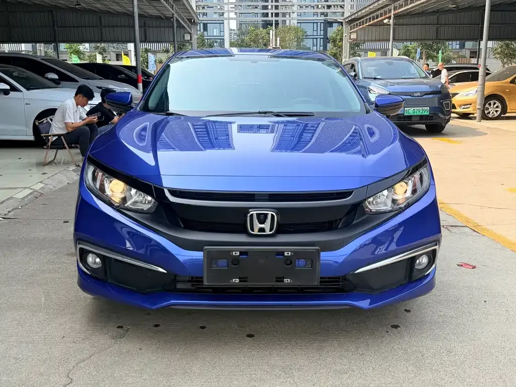 Honda Civic — фото 8