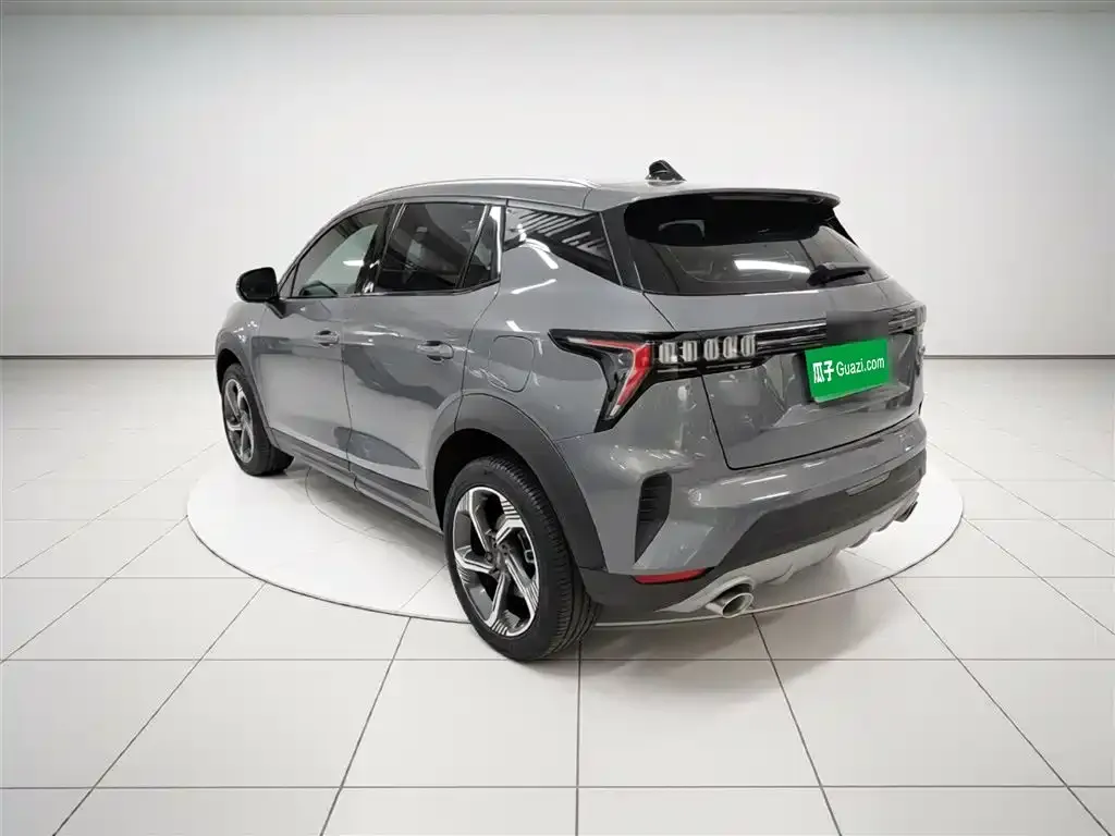 Lynk & Co 06 2023 из CN, фото 5