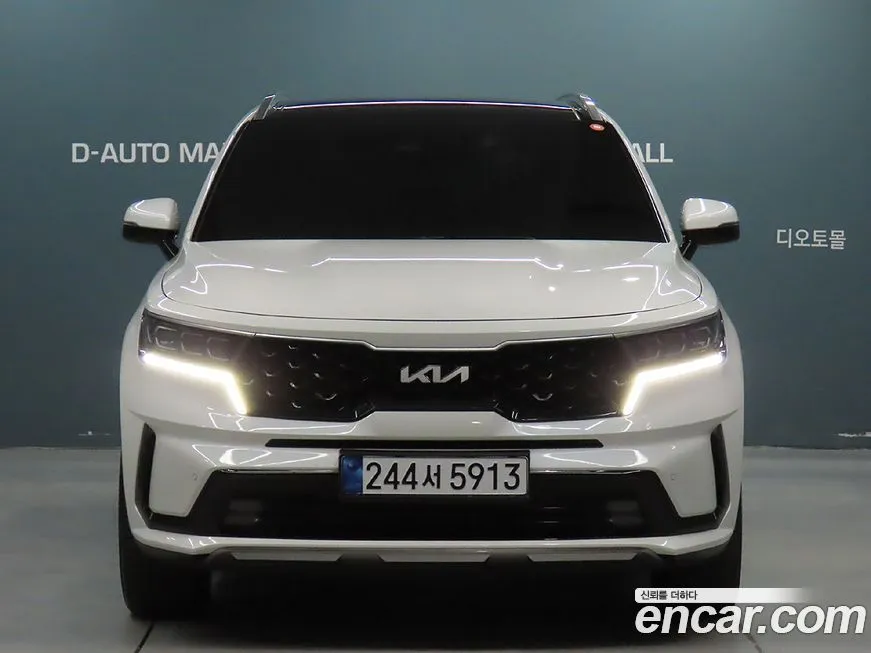 Kia Sorento — фото 10