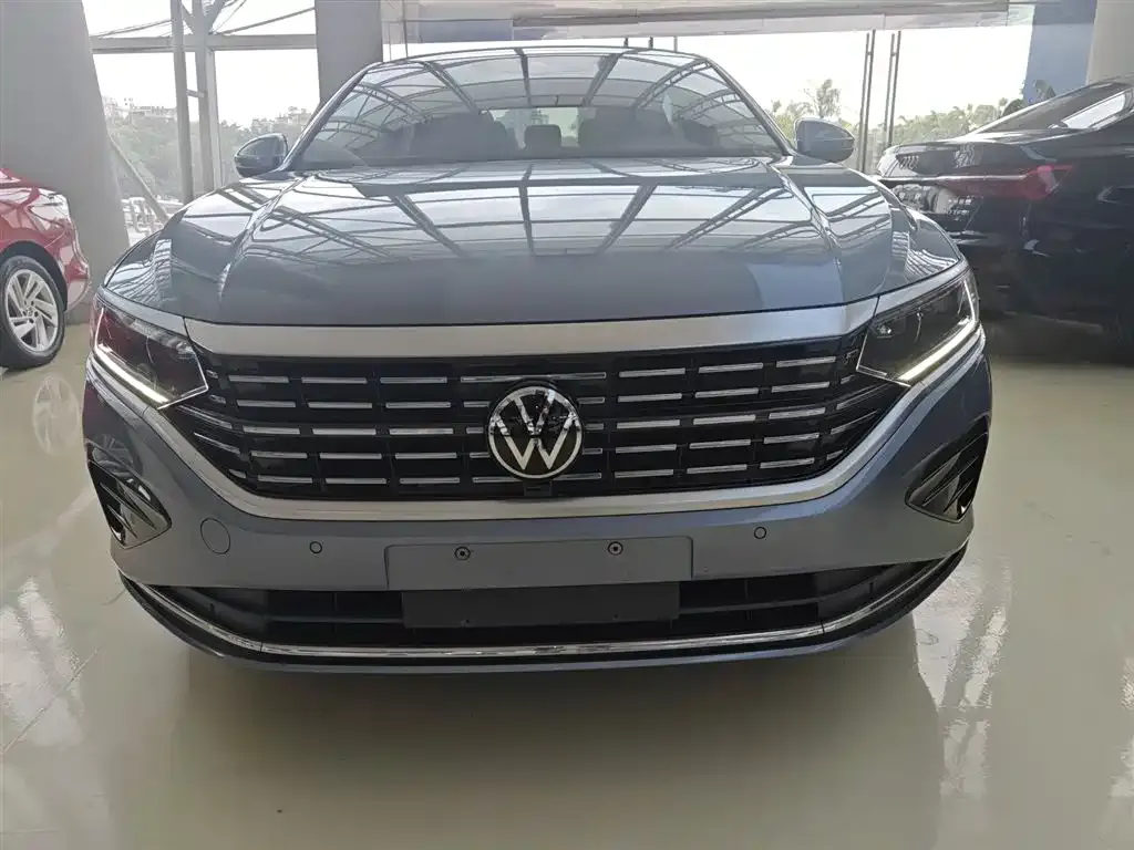 Volkswagen Passat — фото 4