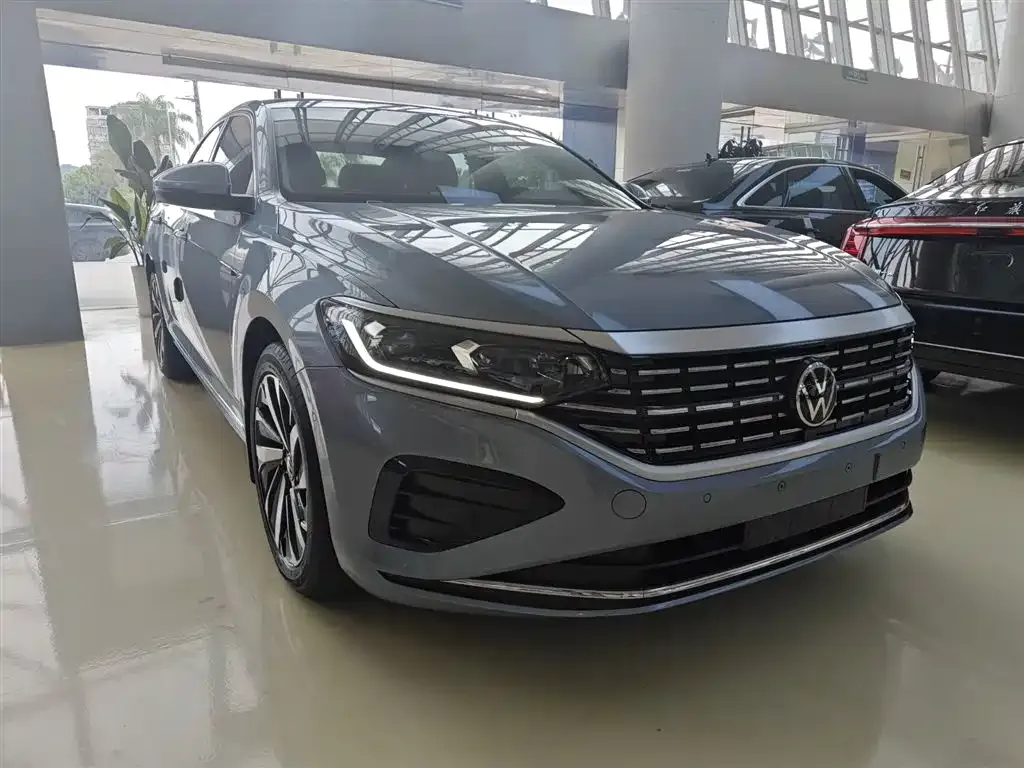 Volkswagen Passat — фото 3