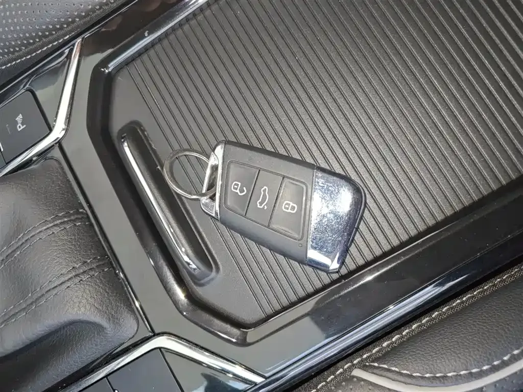 Volkswagen Passat — фото 6