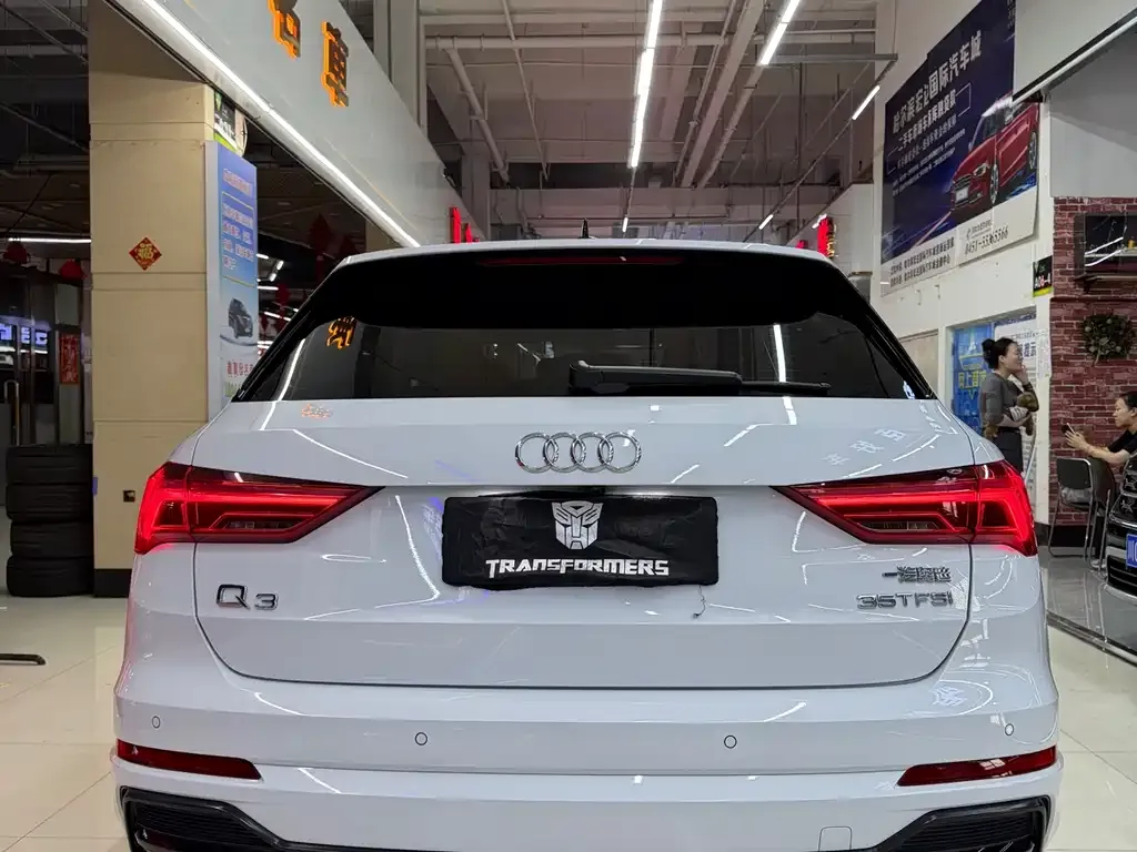 Audi Q3 — фото 5