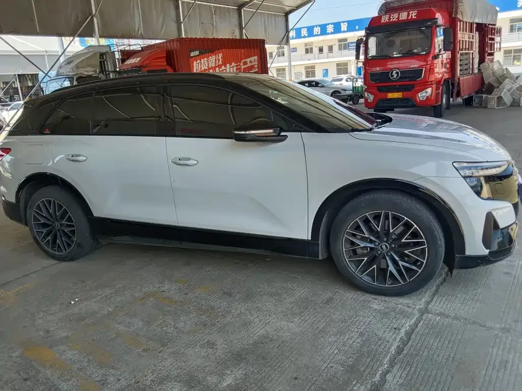 Audi Q5 e-tron 2023 из CN, фото 3