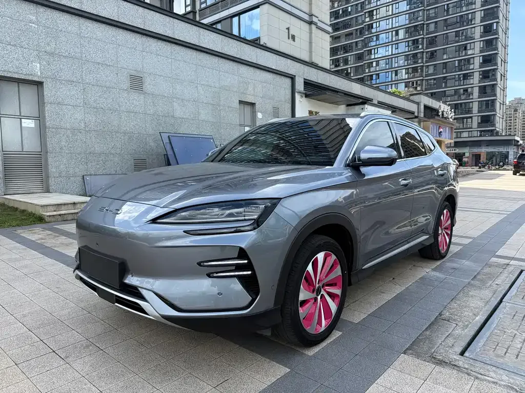 BYD PLUS New Energy — фото 1
