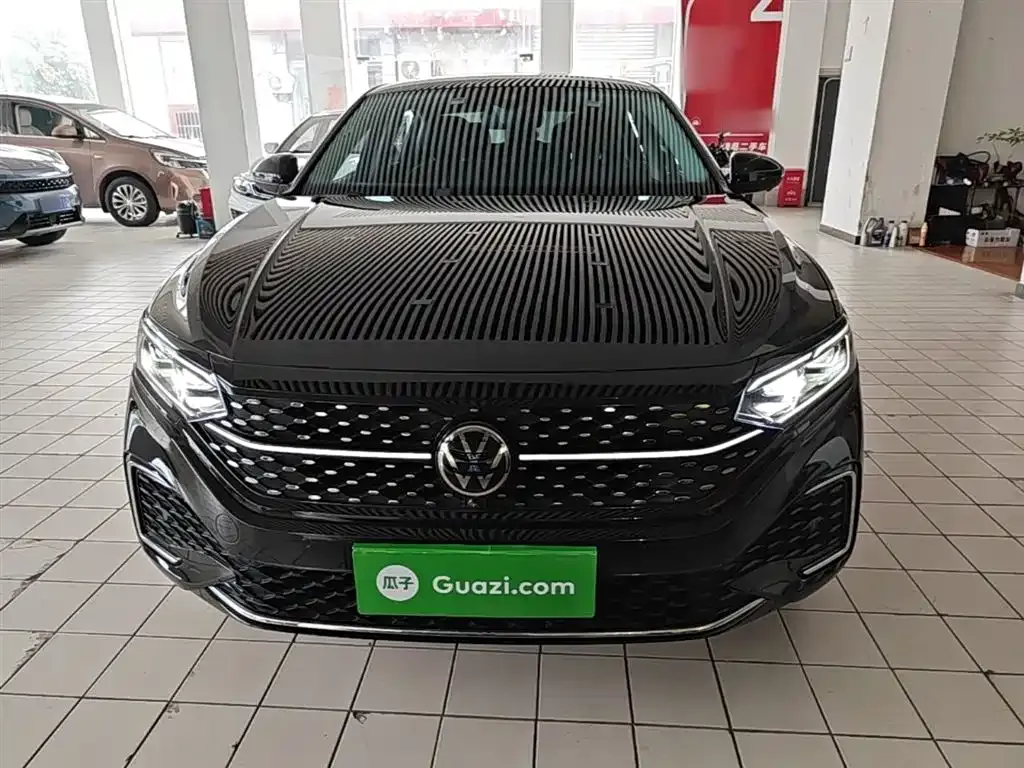 Volkswagen Passat — фото 2