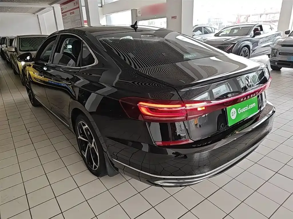 Volkswagen Passat — фото 3