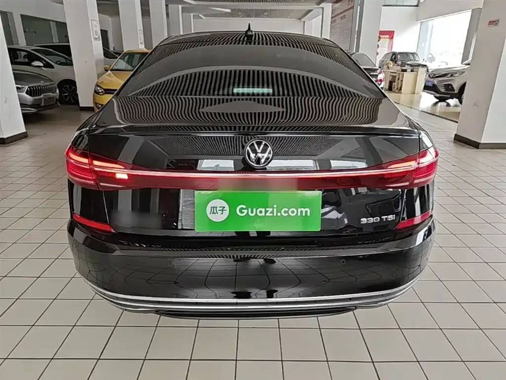 Volkswagen Passat — фото 5
