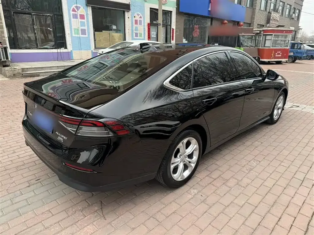 Honda Accord — фото 6