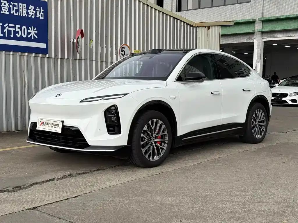 NIO EC6 — фото 1