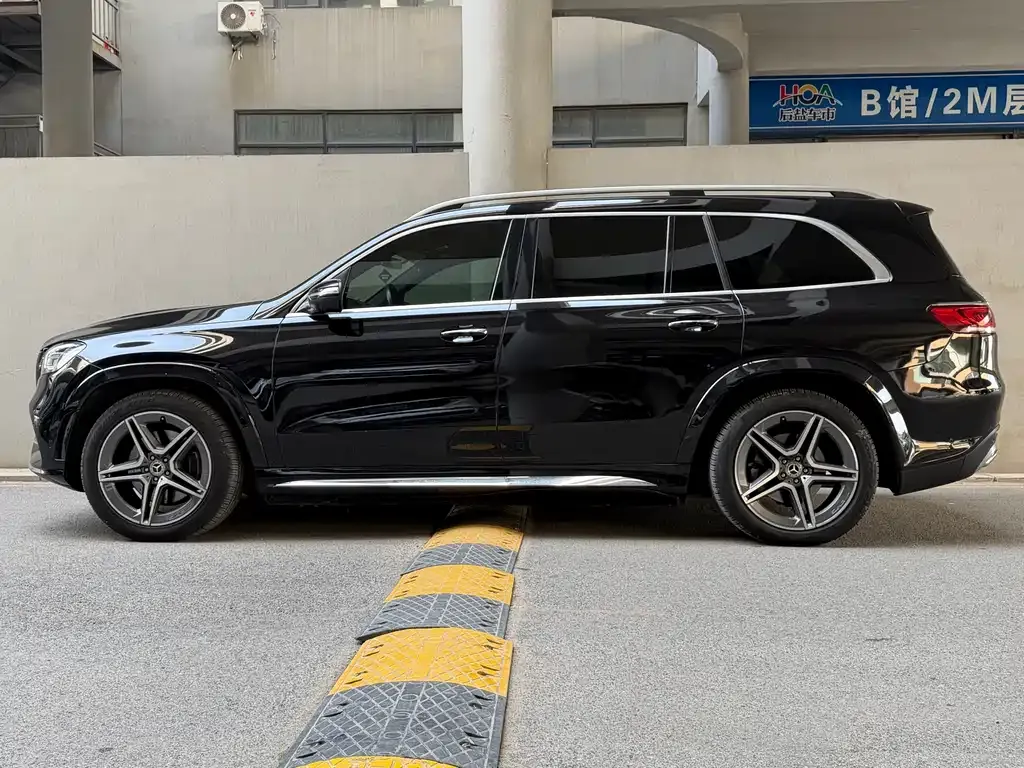Mercedes-Benz GLS — фото 5
