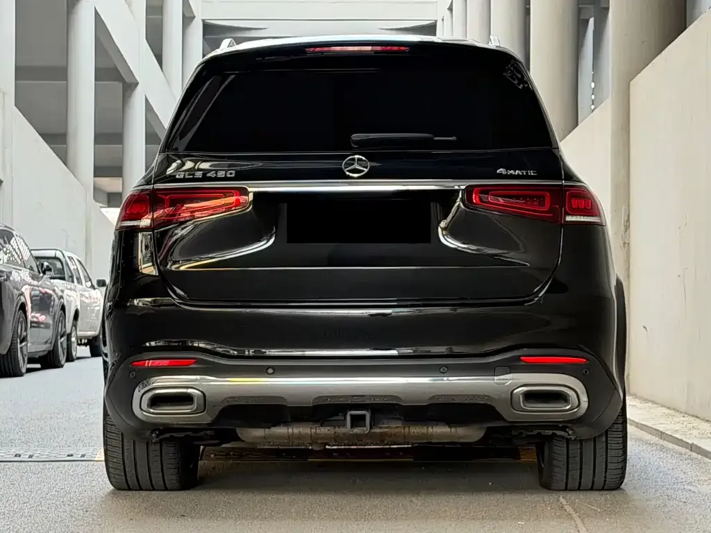 Mercedes-Benz GLS — фото 10
