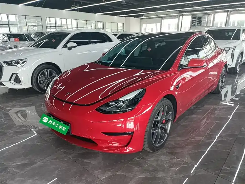 Tesla Model 3 — фото 8