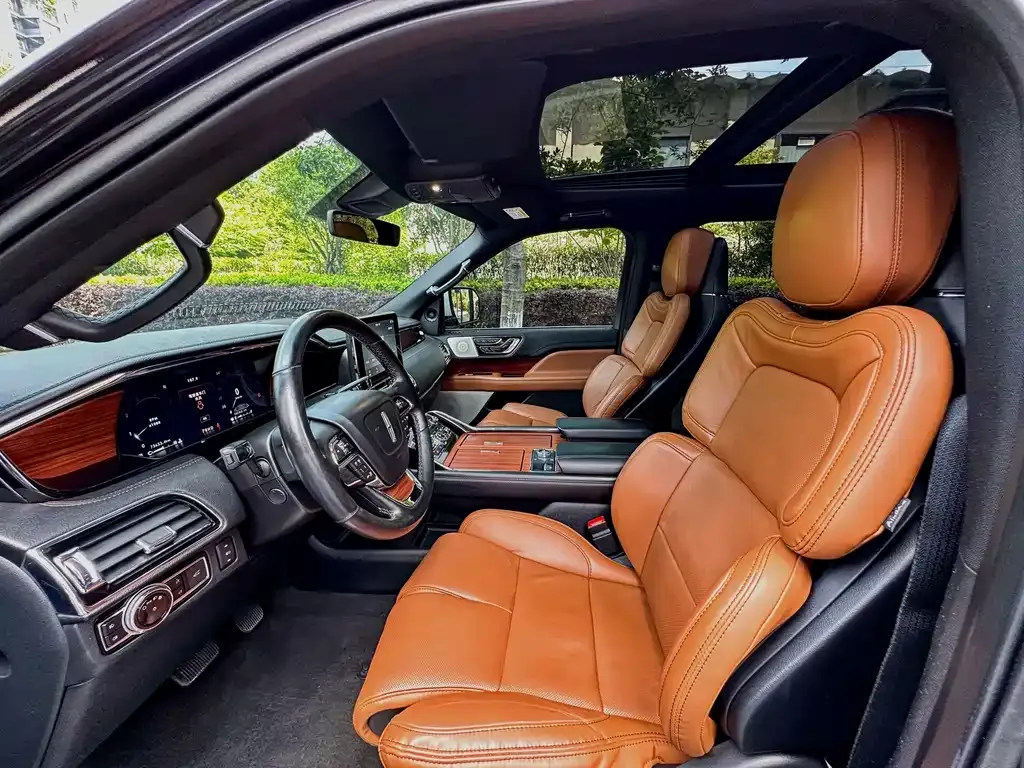 Lincoln Navigator 2021 из CN, фото 10