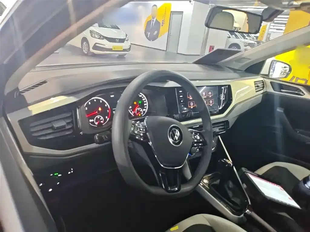 Volkswagen Polo 2022 из CN, фото 8