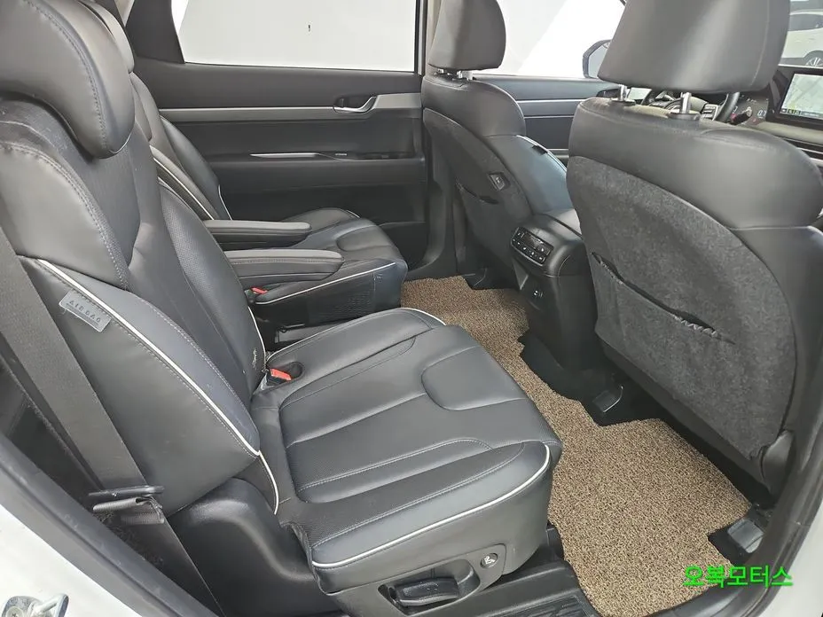 Hyundai Palisade 2023 из KR, фото 4