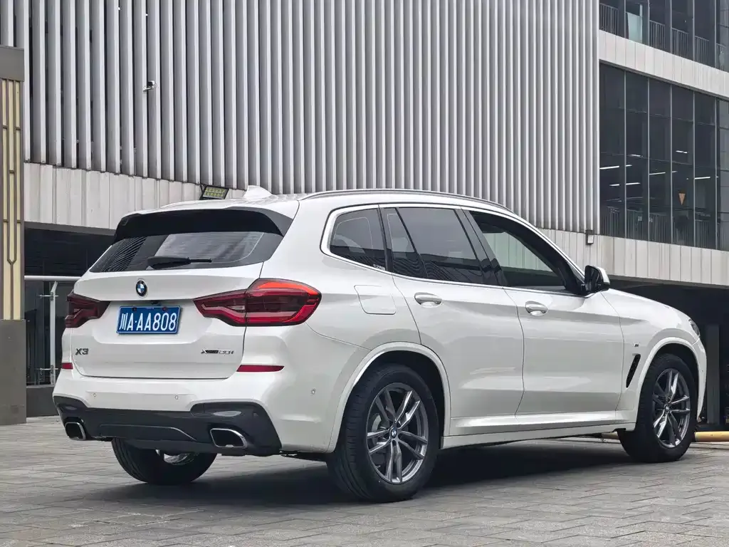 BMW X3 — фото 3