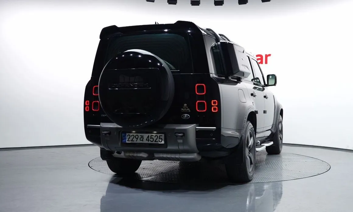 Land Rover Defender 2023 из KR, фото 4