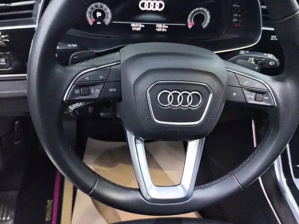 Audi Q8 — фото 3