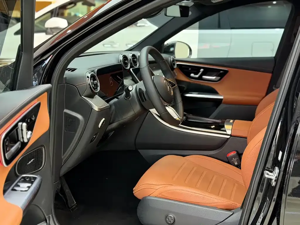 Mercedes-Benz GLC 2024 из CN, фото 8
