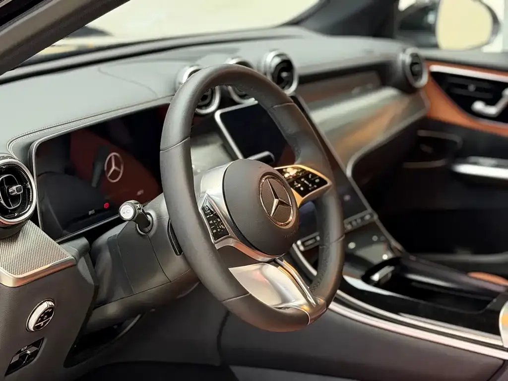 Mercedes-Benz GLC 2024 из CN, фото 9