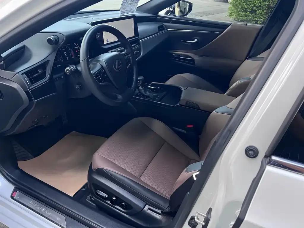 Lexus ES 2023 из CN, фото 3
