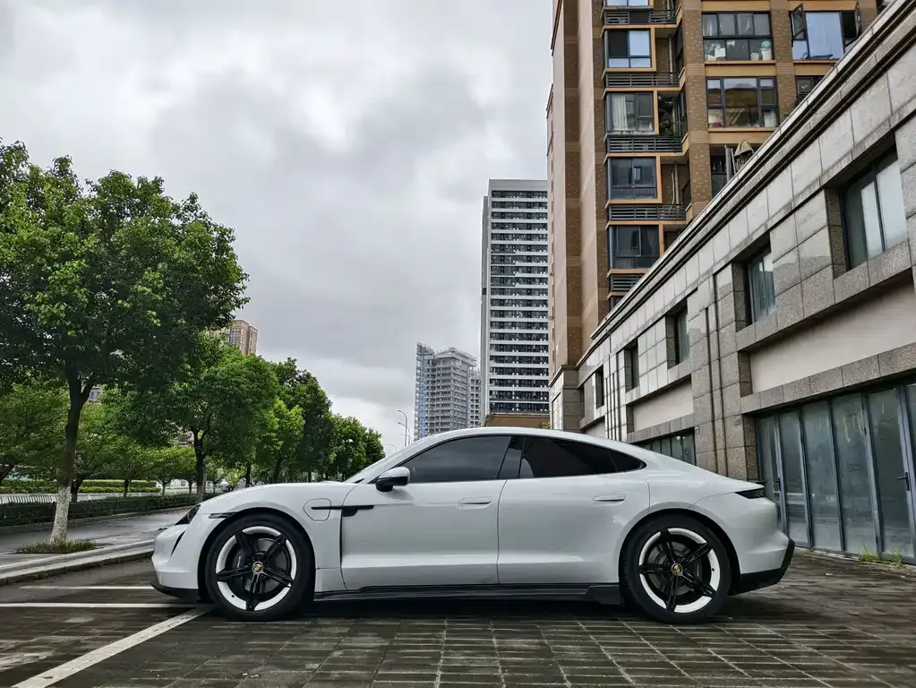 Porsche Taycan 2021 из CN, фото 6