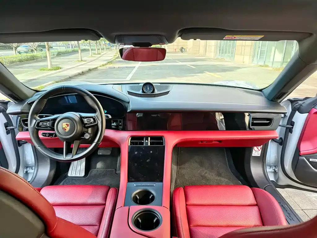 Porsche Taycan 2021 из CN, фото 4