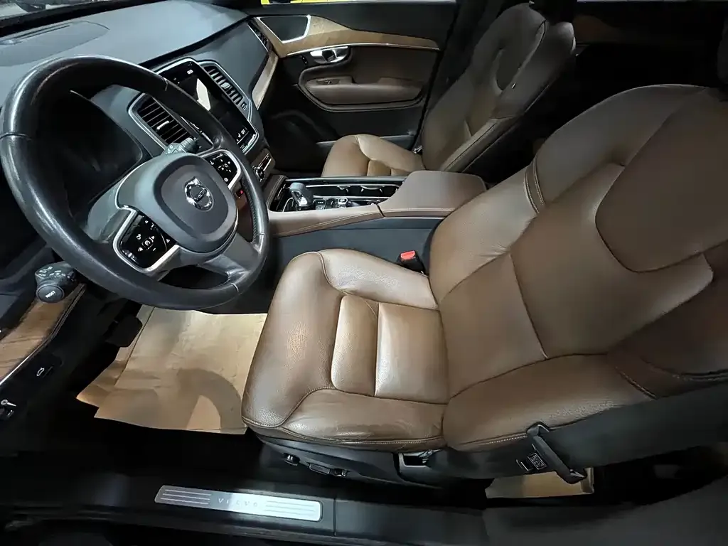 Volvo XC90 2022 из CN, фото 8