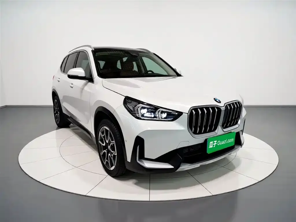 BMW X1 — фото 3