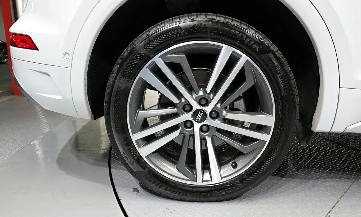 Audi Q5 2021 из KR, фото 7