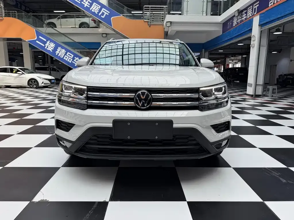 Volkswagen Tharu — фото 10