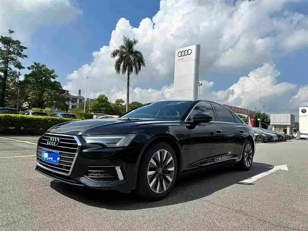 Audi A6L 2021 из CN, фото 1