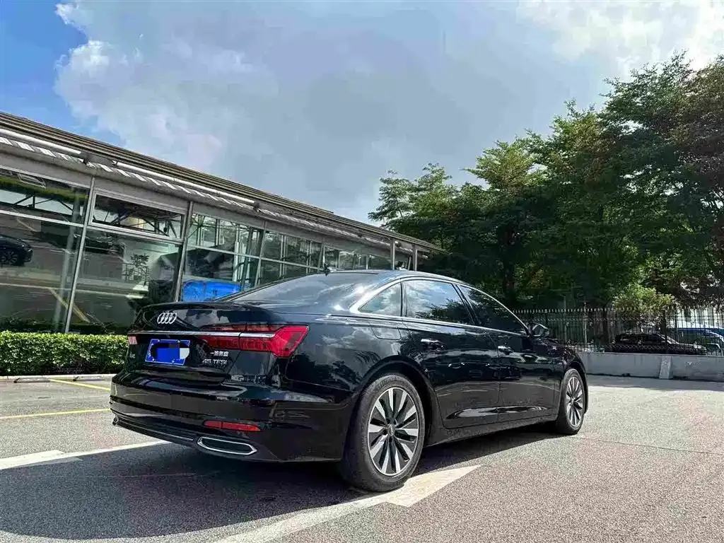 Audi A6L 2021 из CN, фото 6