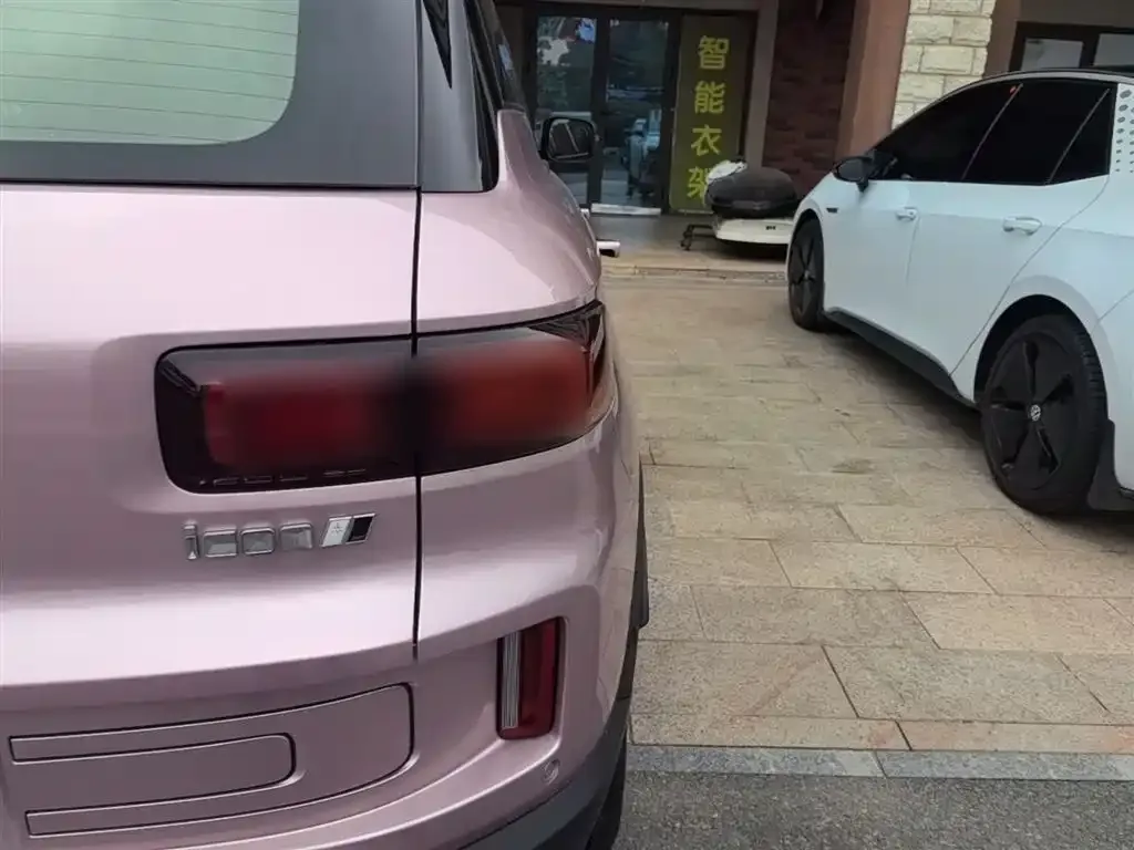 Geely Icon 2023 из CN, фото 2