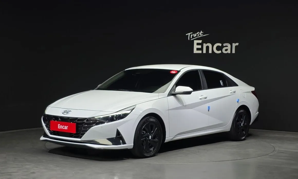 Hyundai AVANTE 2023 из KR, фото 1