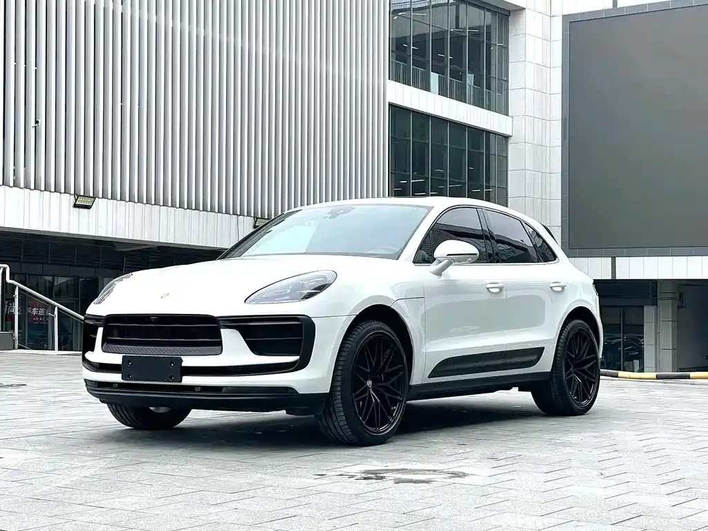 Porsche Macan — фото 1