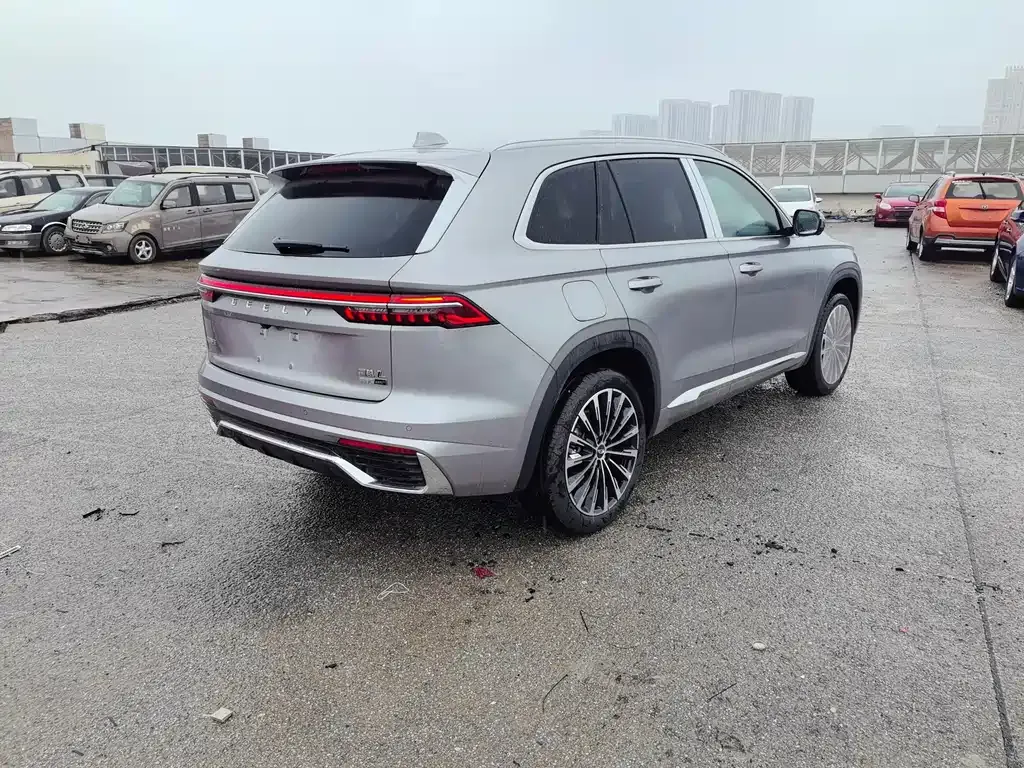 Geely Xingyue L — фото 4