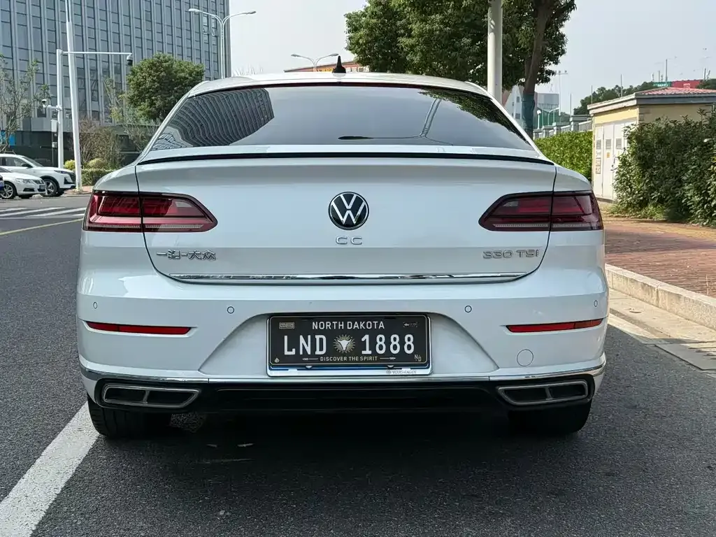 Volkswagen CC — фото 6