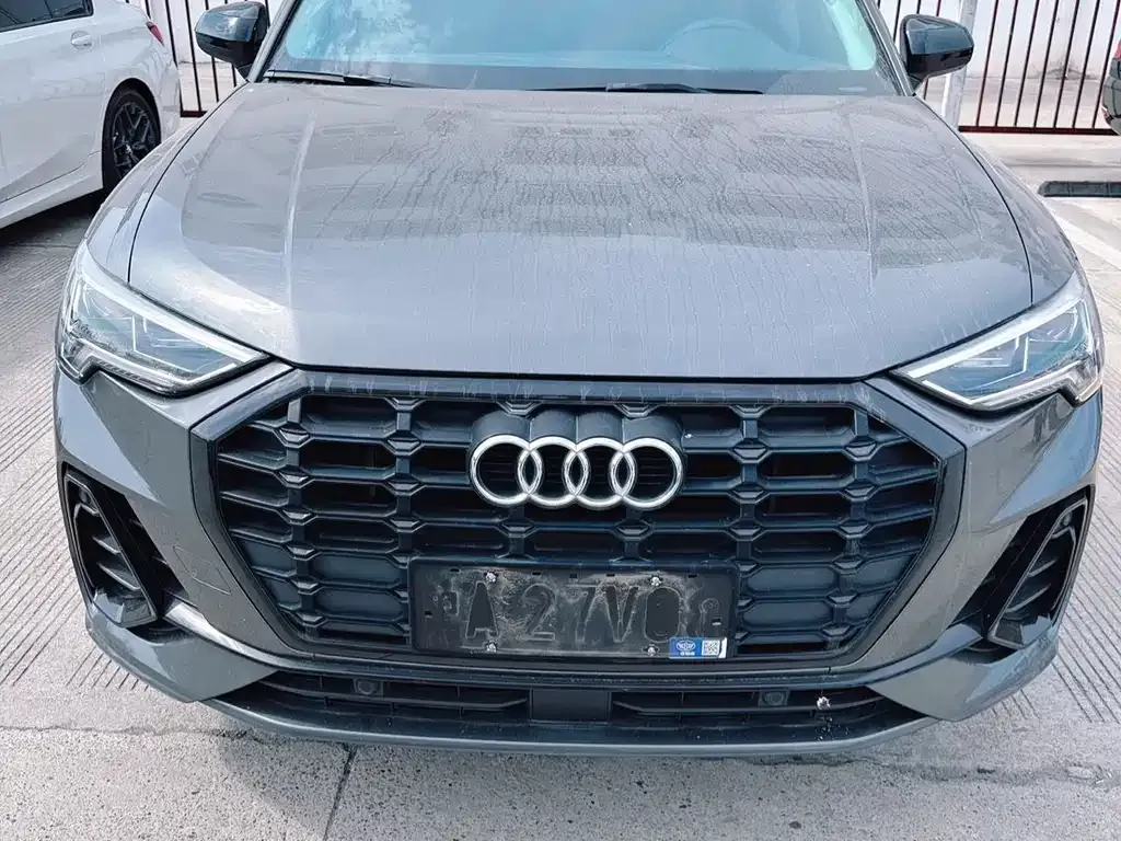 Audi Q3 — фото 7