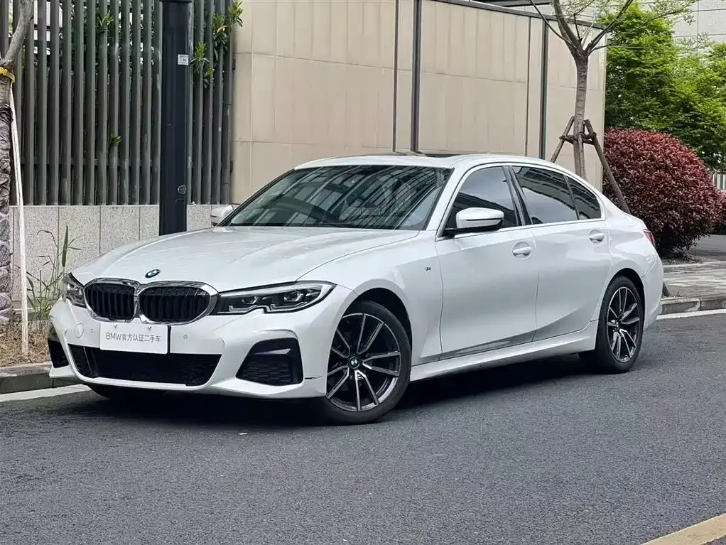 BMW 3 Series — фото 1
