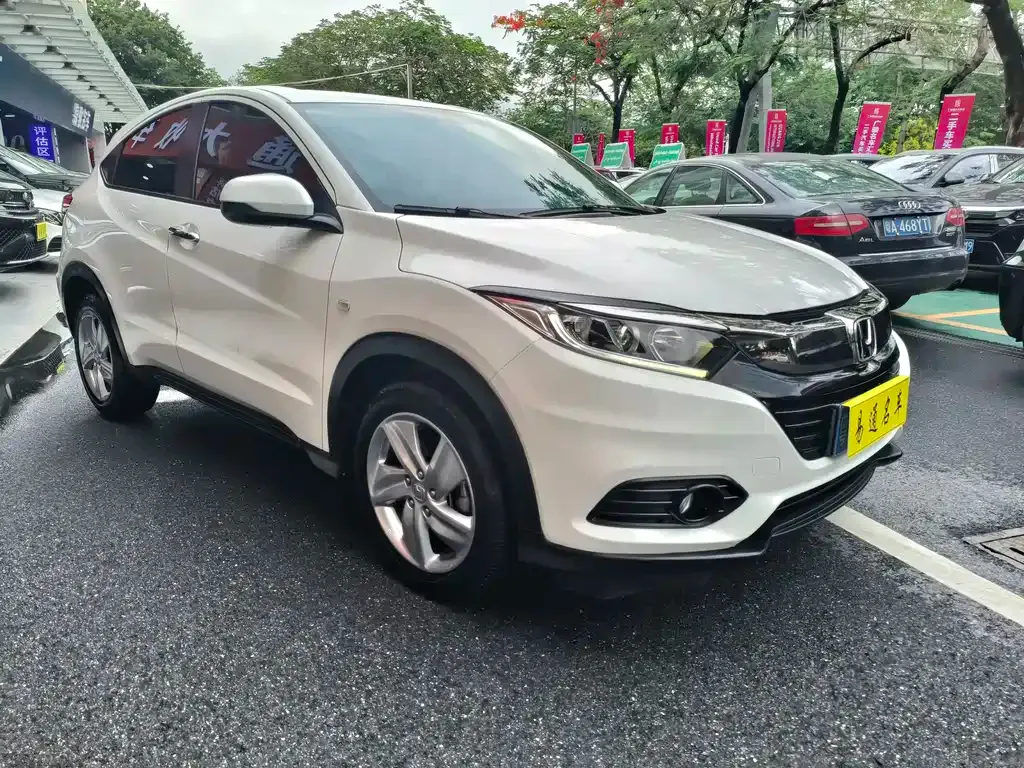 Honda Vezel — фото 10