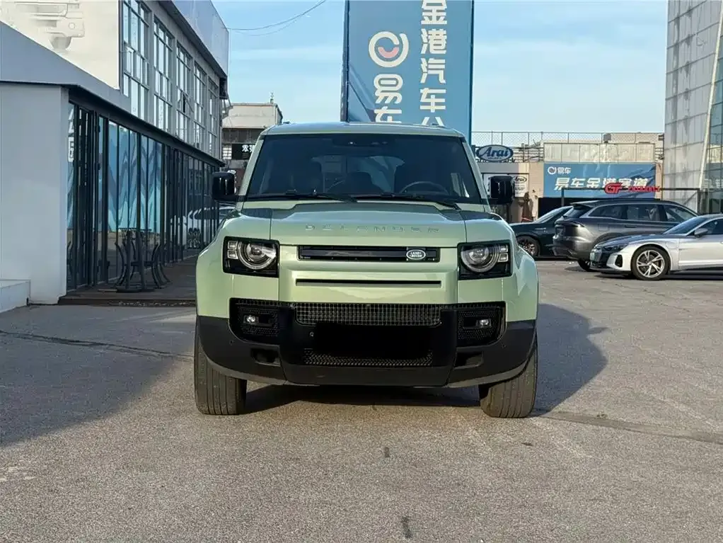 Land Rover Defender — фото 10