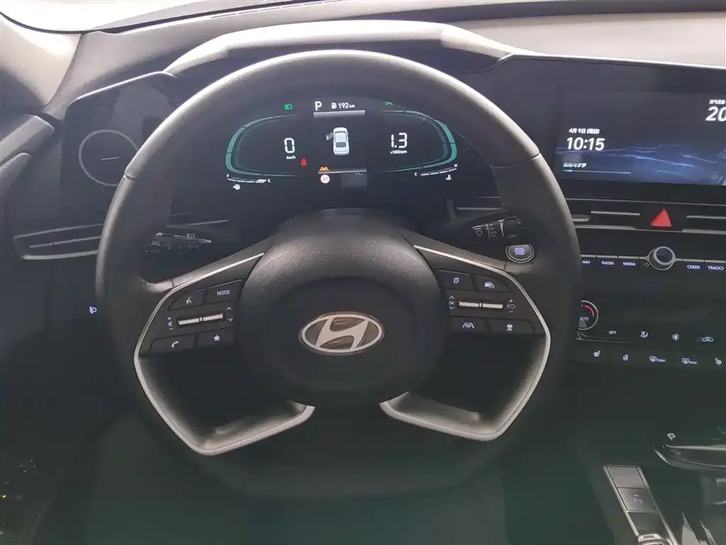 Hyundai Elantra 2024 из CN, фото 3