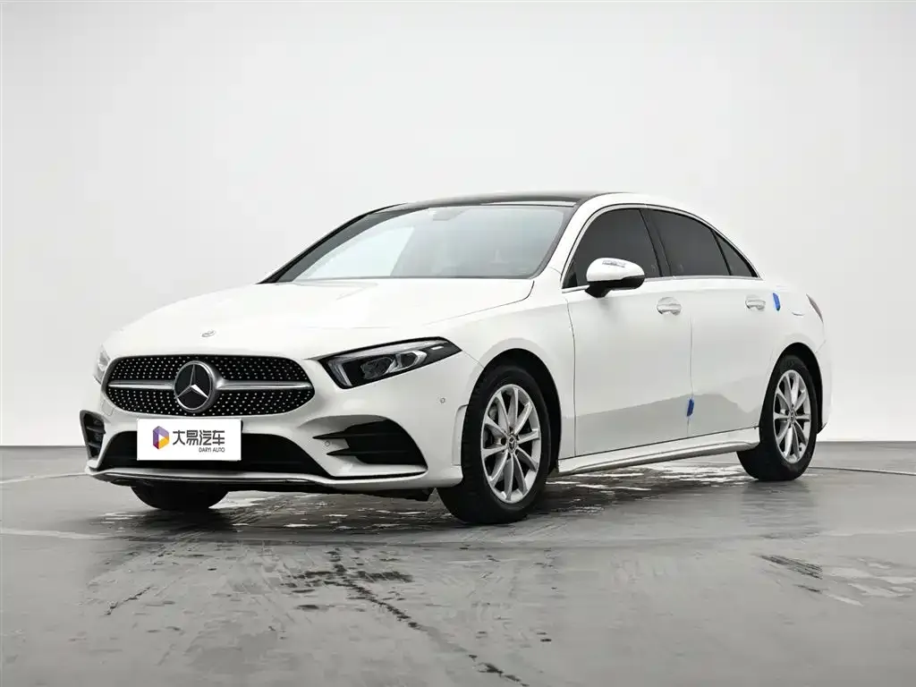 Mercedes-Benz A-Class — фото 1